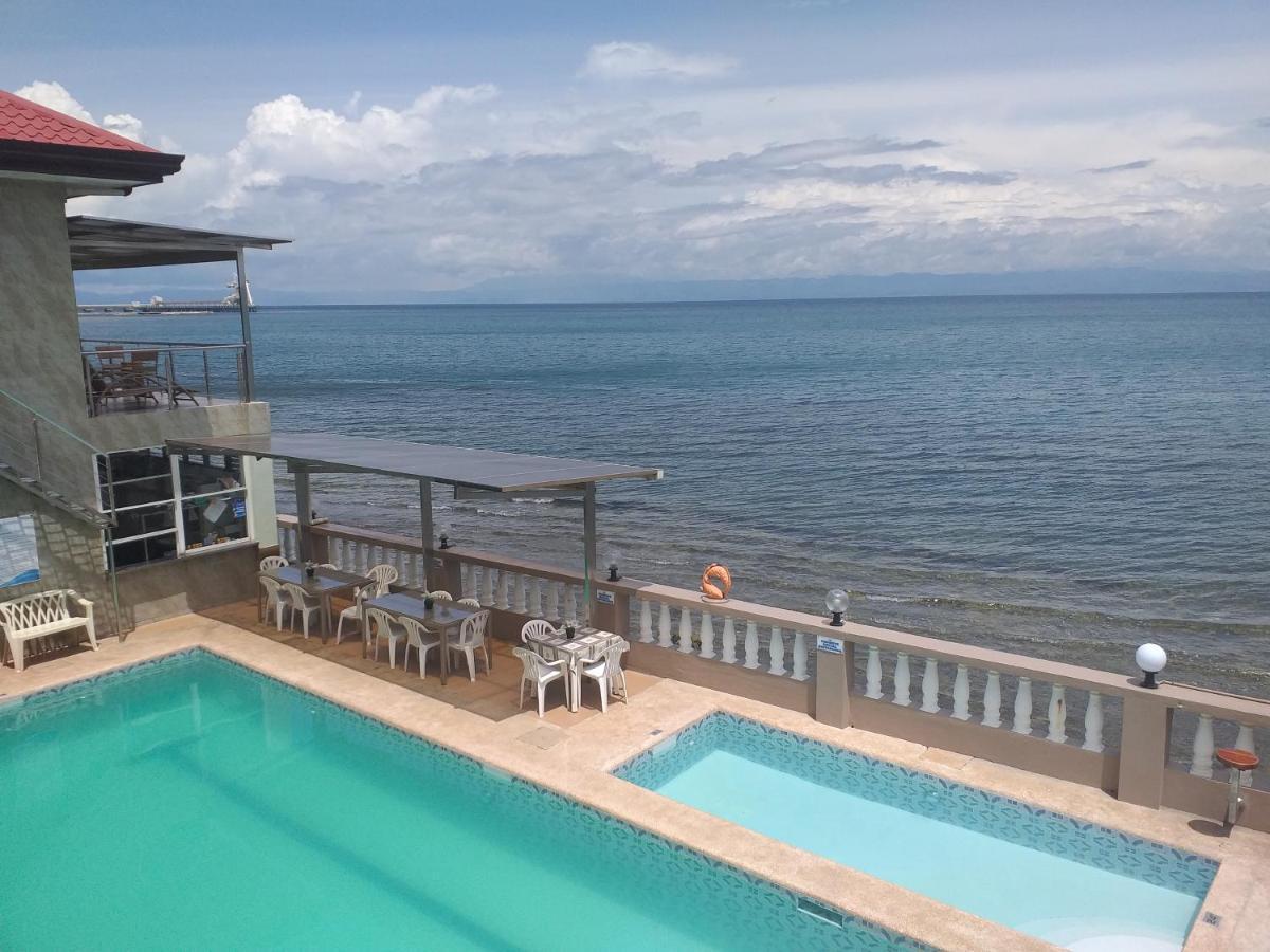 Ocean Breeze Resort Toledo Exterior photo